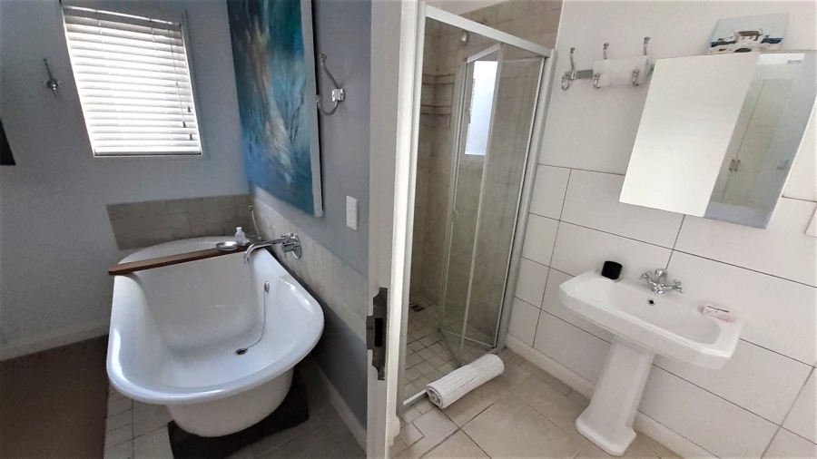 1 Bedroom Property for Sale in Thesen Islands Western Cape